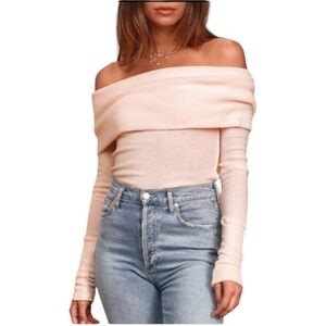 Free People Snowbunny Off Shoulder Sweater in Shell Pink Hacci Knit Sz Medium